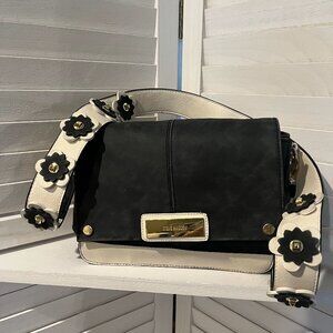 Steve Madden Black and Cream Shoulder Bag